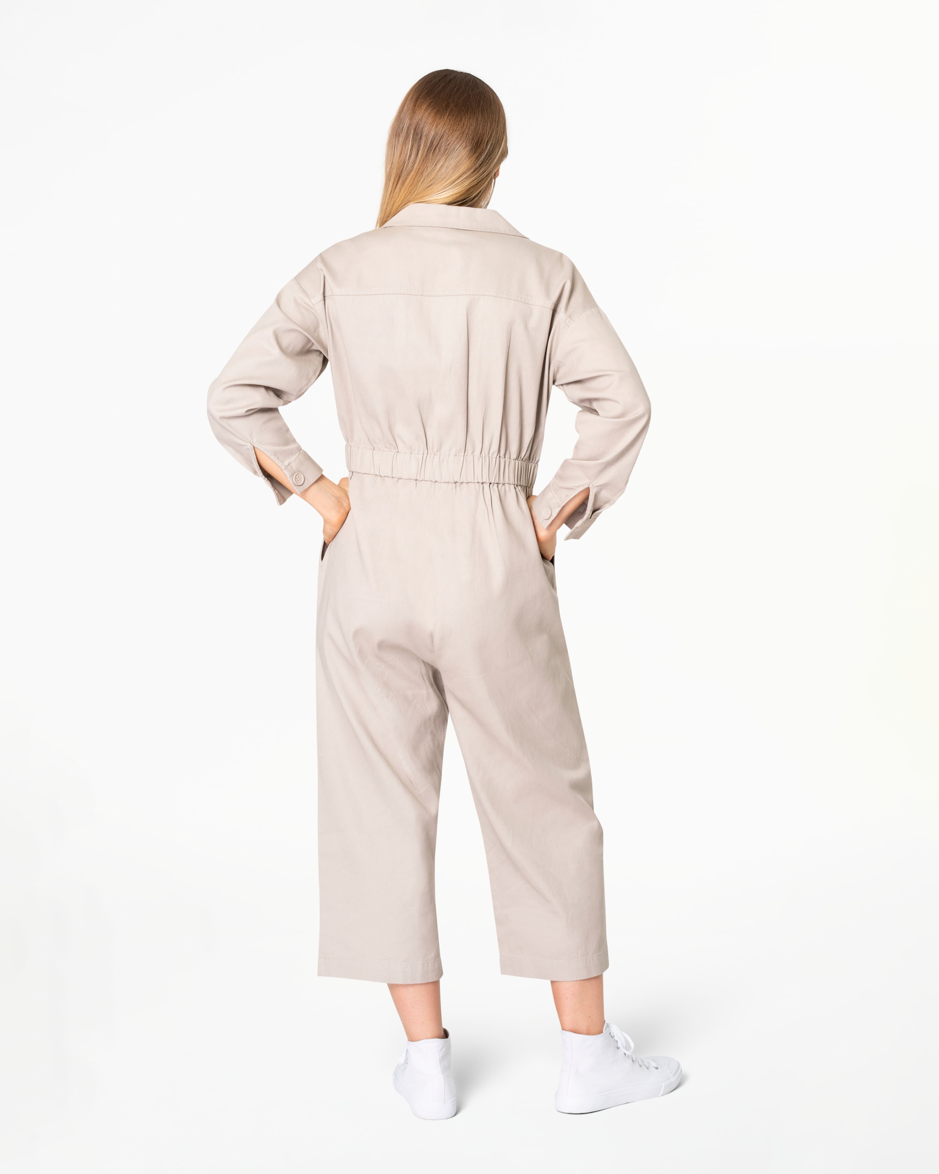 View large product image 2 of 3.