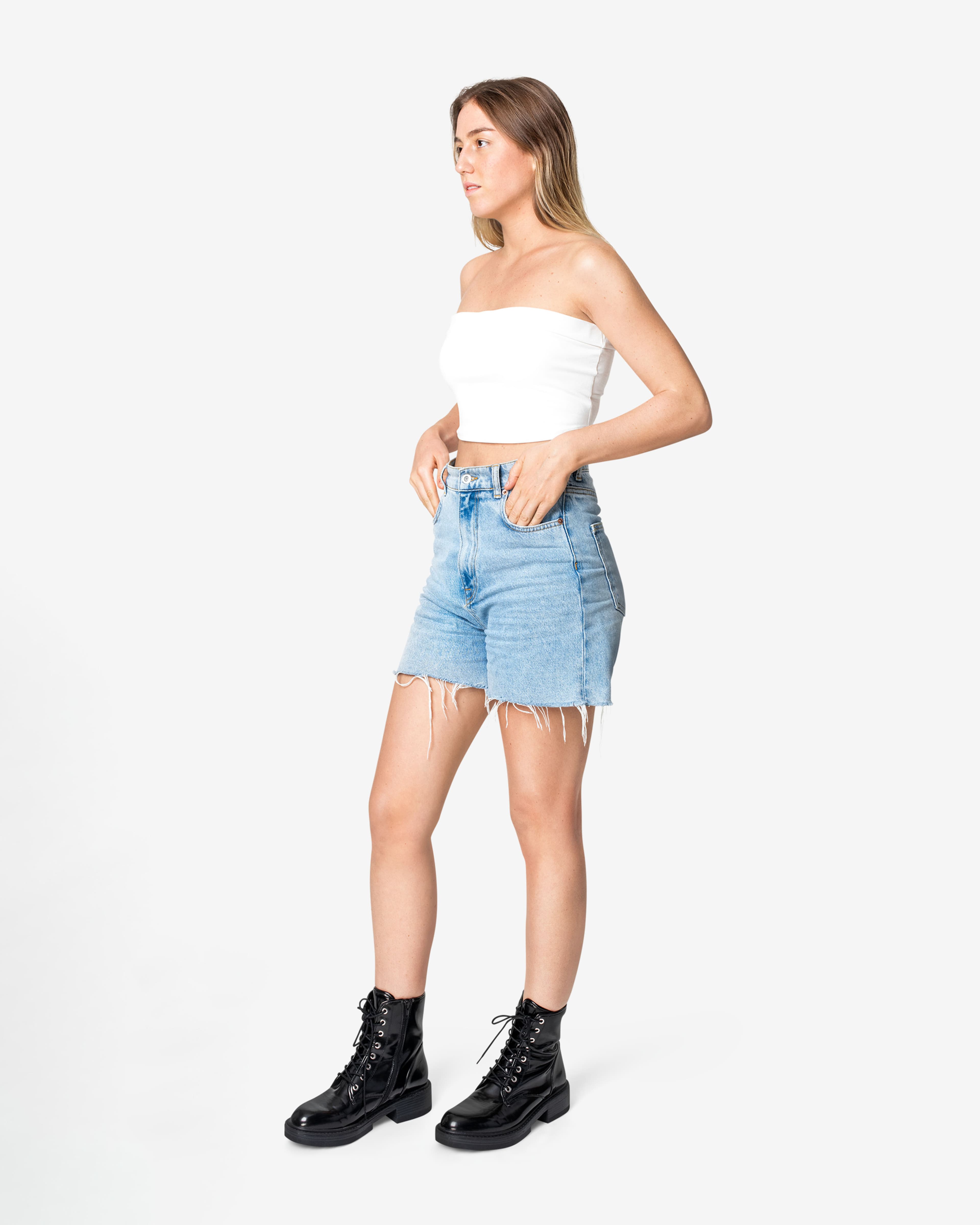 View large product image 2 of 3.